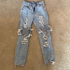 American Eagle mom jeans- 2 regular